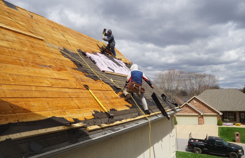 Neighborly Fixes: Uncovering Reliable And Responsive Roof Repair Near Me Options